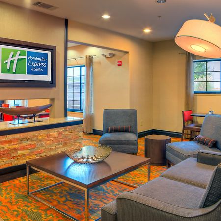 Holiday Inn Express And Suites Granbury By Ihg Esterno foto