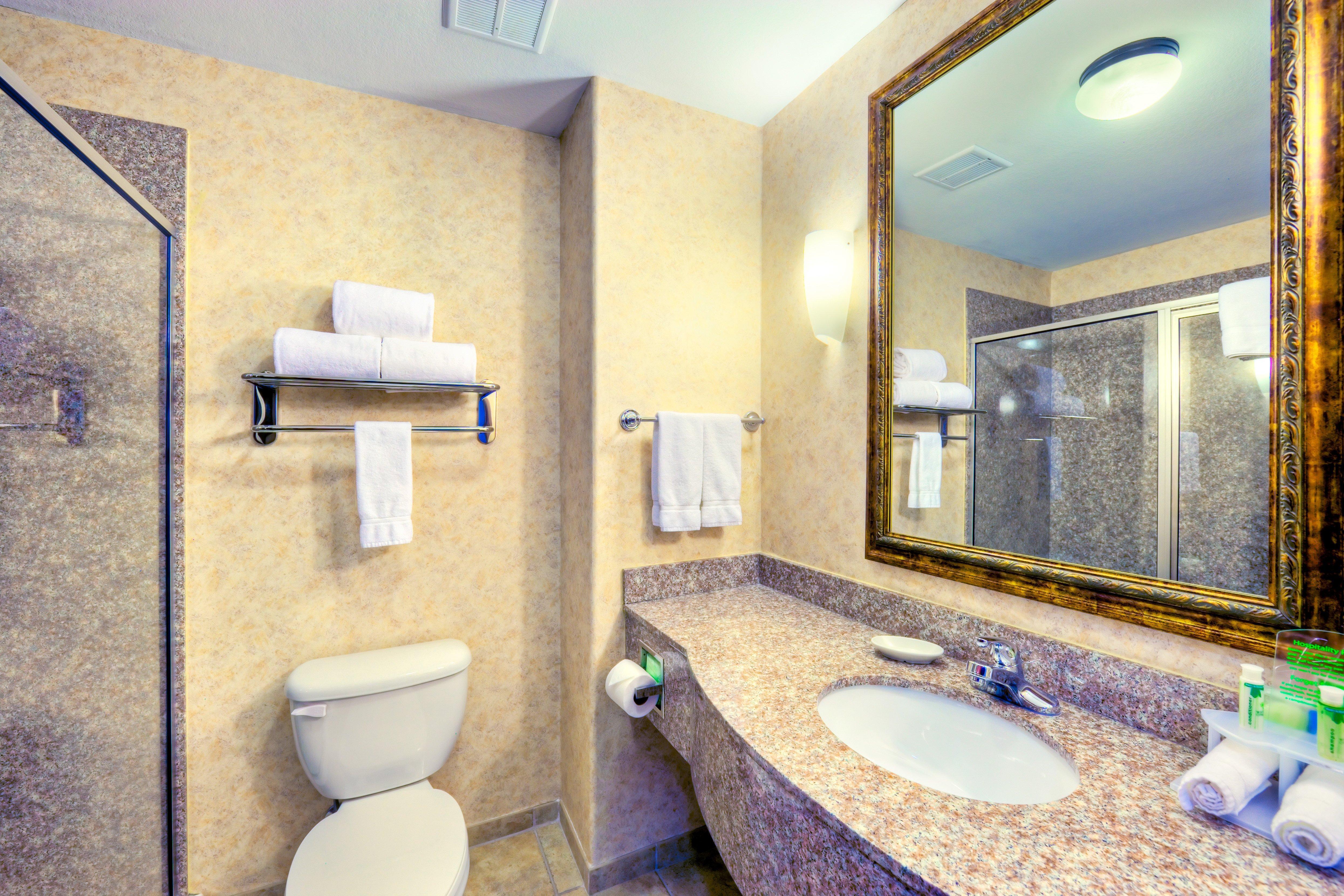Holiday Inn Express And Suites Granbury By Ihg Esterno foto