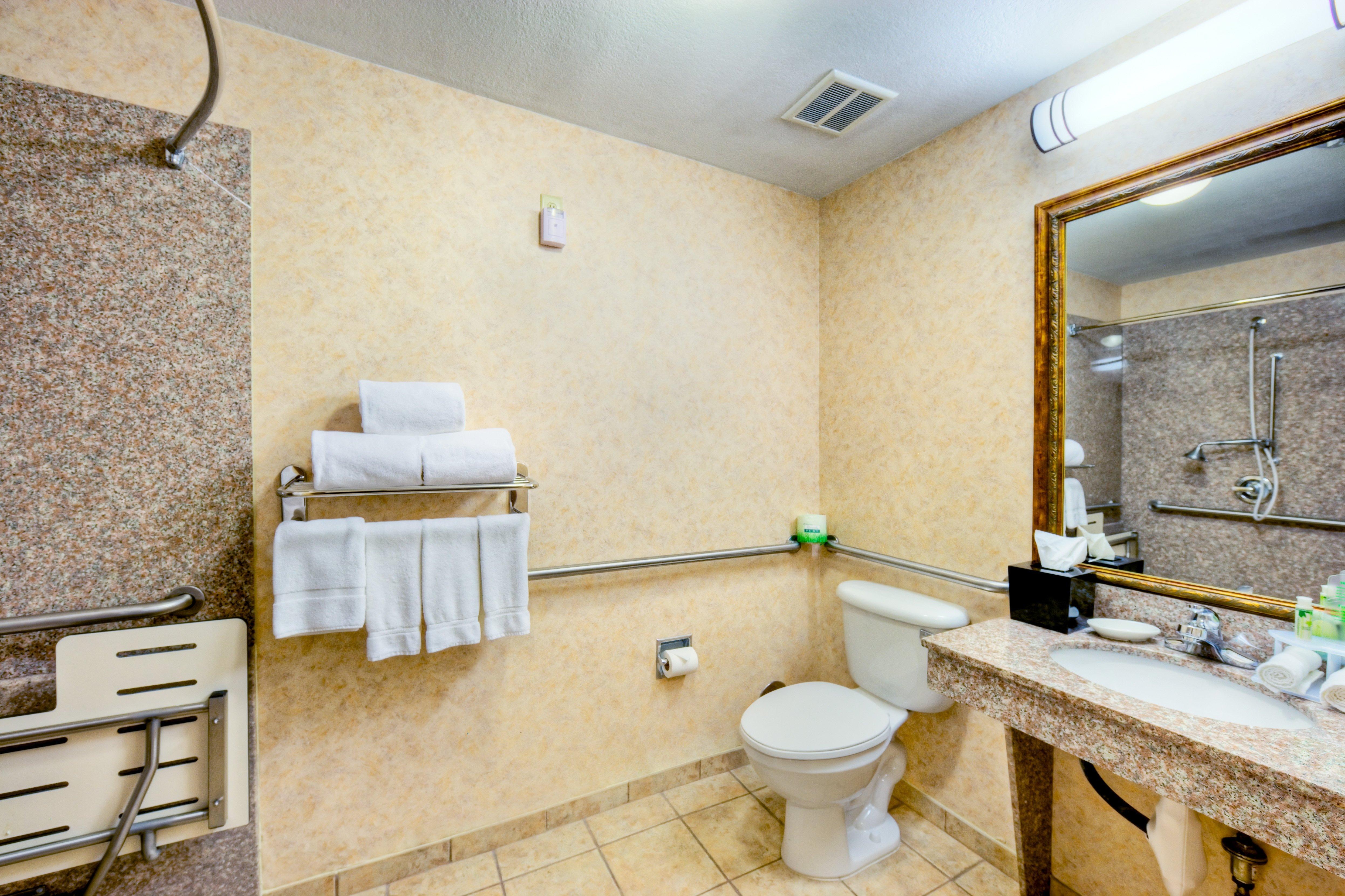 Holiday Inn Express And Suites Granbury By Ihg Esterno foto