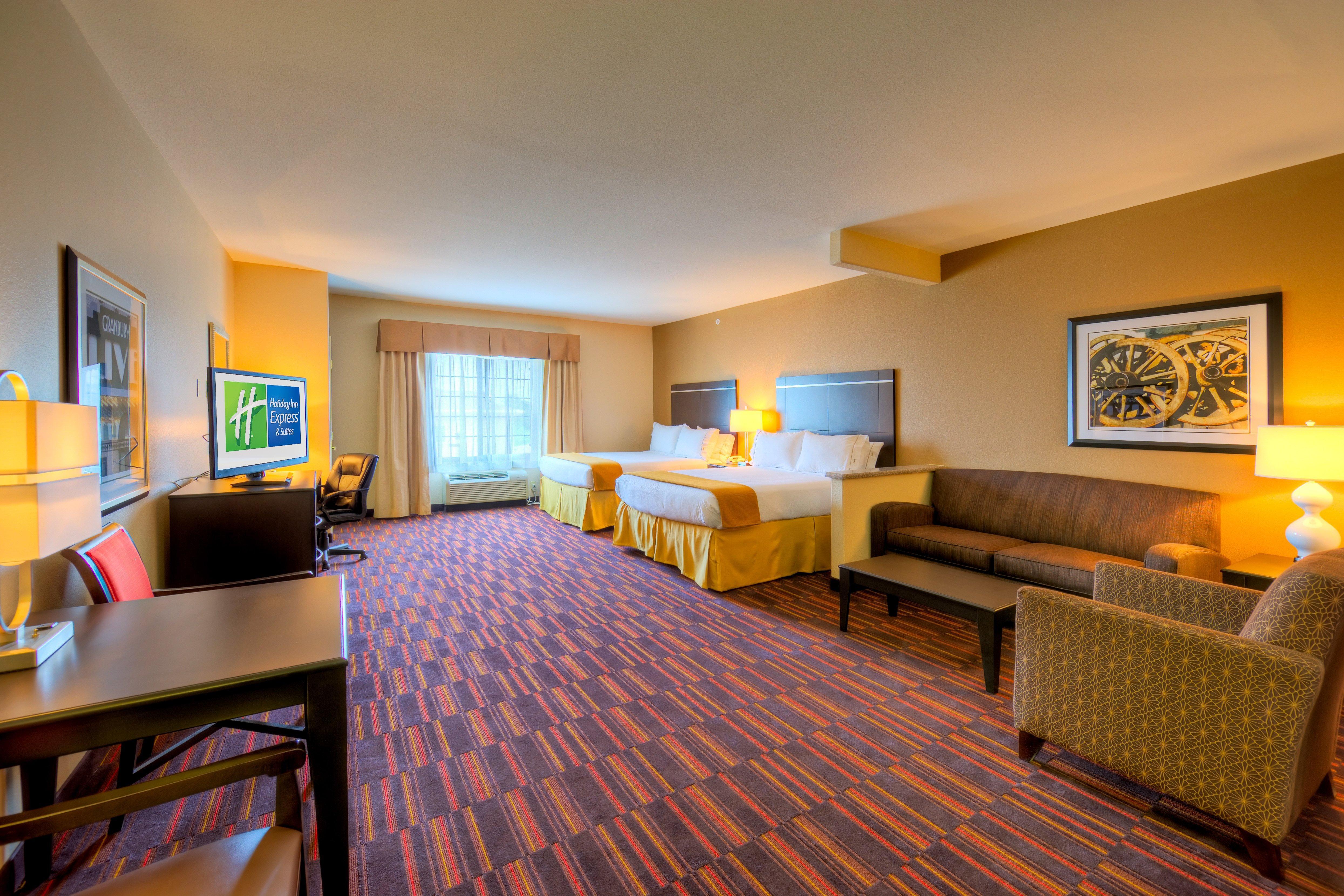 Holiday Inn Express And Suites Granbury By Ihg Esterno foto